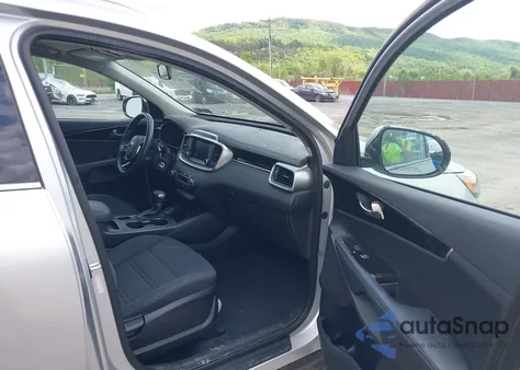 2020 Kia Sorento 2.4L Lx из США, поврежденный, VIN 5XYPGDA37LG661694